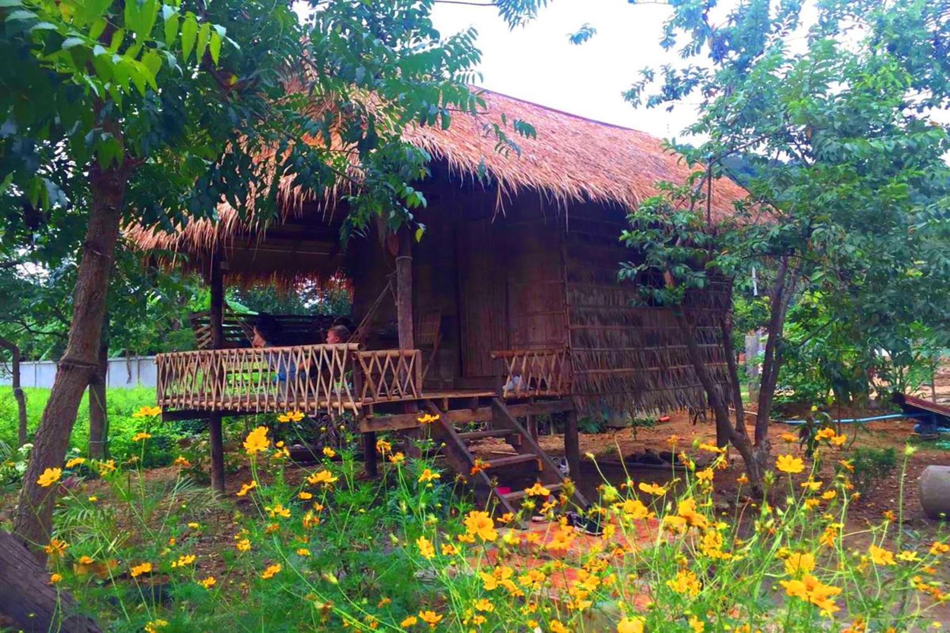 Family Batcave Homestay Баттамбанг Экстерьер фото